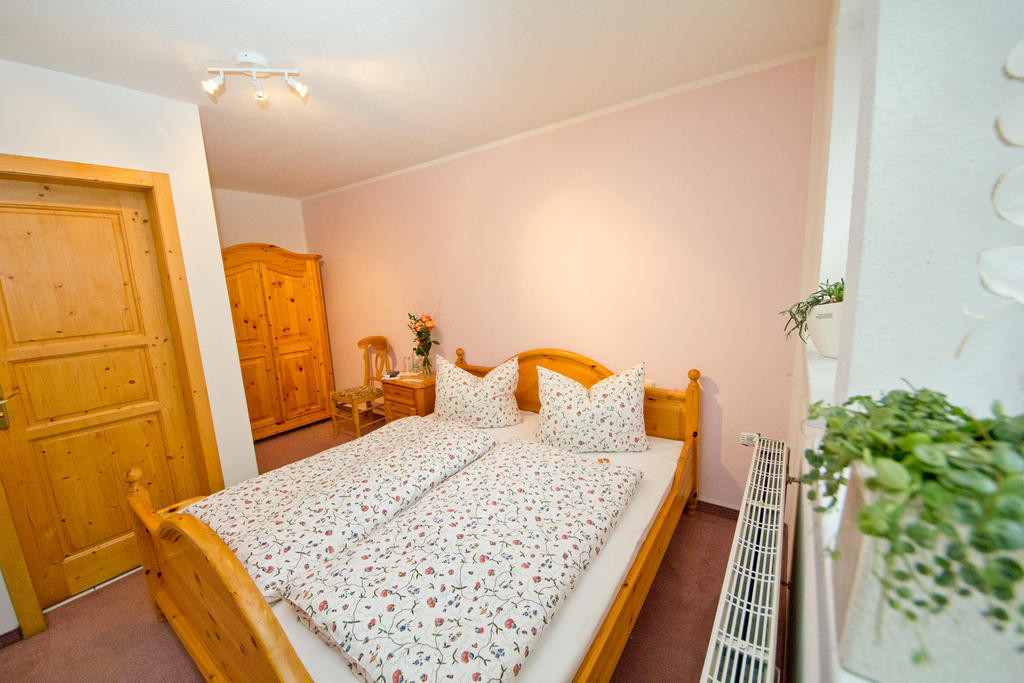 Hotel Garni Am Klostermarkt Plauen Oda fotoğraf